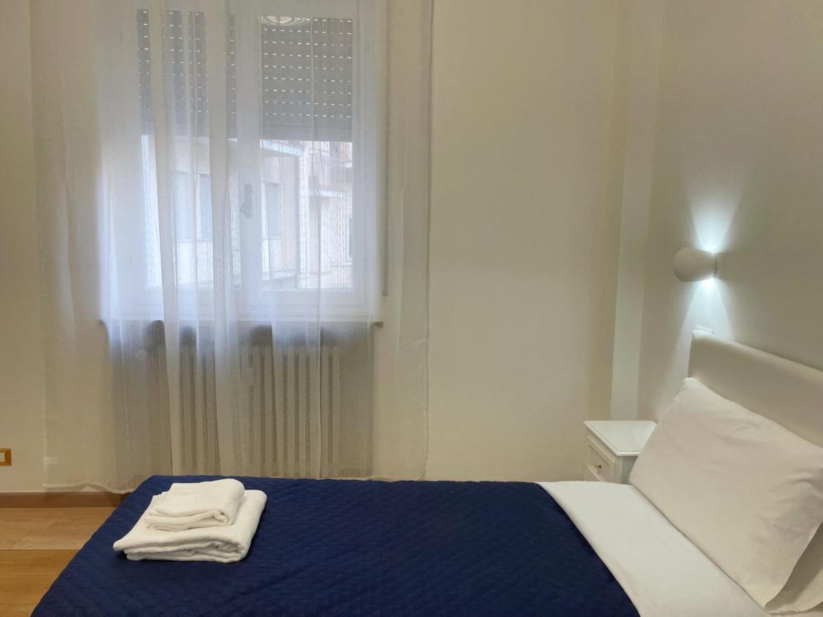 Nuovo Confortini Rooms Sunday Верона Екстер'єр фото