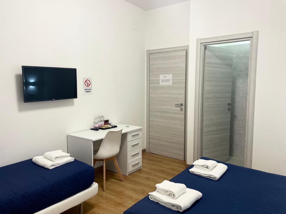 Nuovo Confortini Rooms Sunday Верона Екстер'єр фото